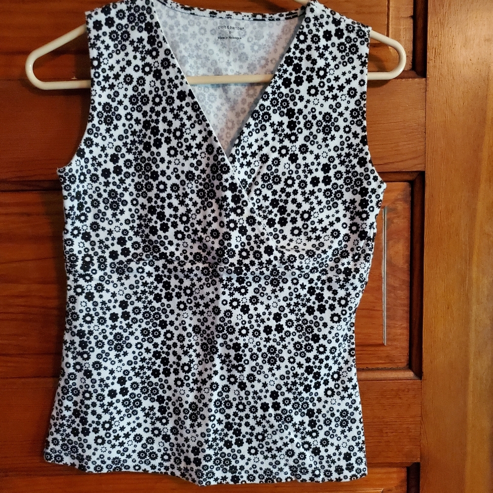 Sleeveless Croft & Barrow Top